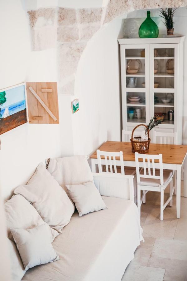 אוסטוני Tetti Bianchi - Deva'S Suite Home מראה חיצוני תמונה