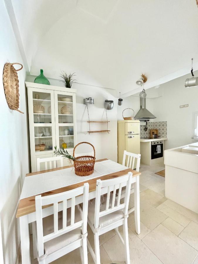 אוסטוני Tetti Bianchi - Deva'S Suite Home מראה חיצוני תמונה